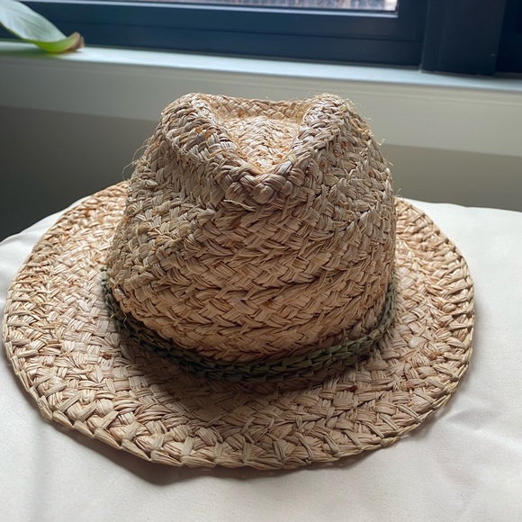 Straw hat - Picture 2 of 7